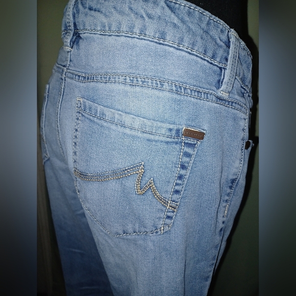 🍒 Max Studio Crop Blue Denim Jeans - Picture 1 of 7